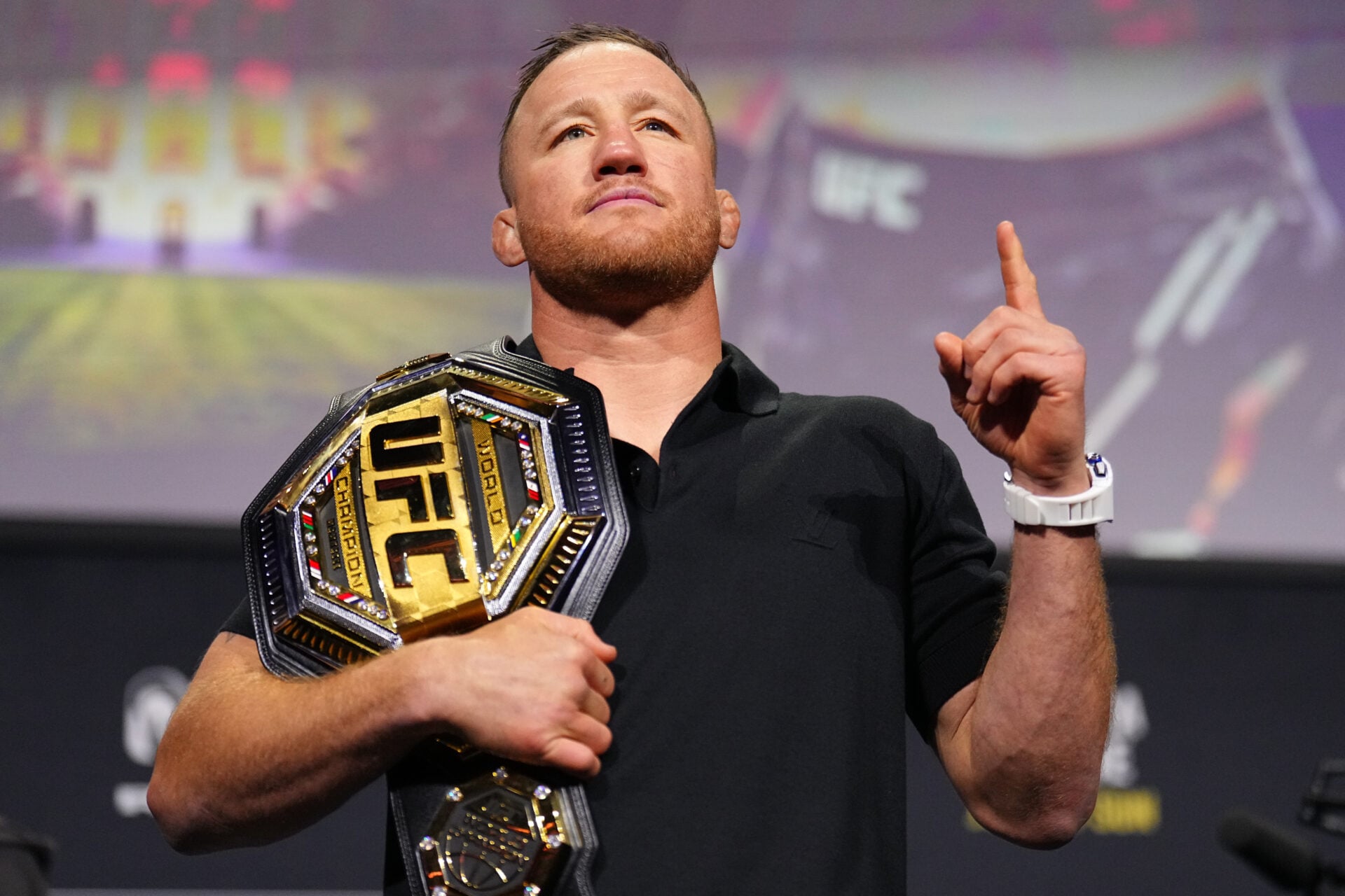 Justin Gaethje urged not to retire by ex-UFC fighter who says he must ‘take advantage’ of title win