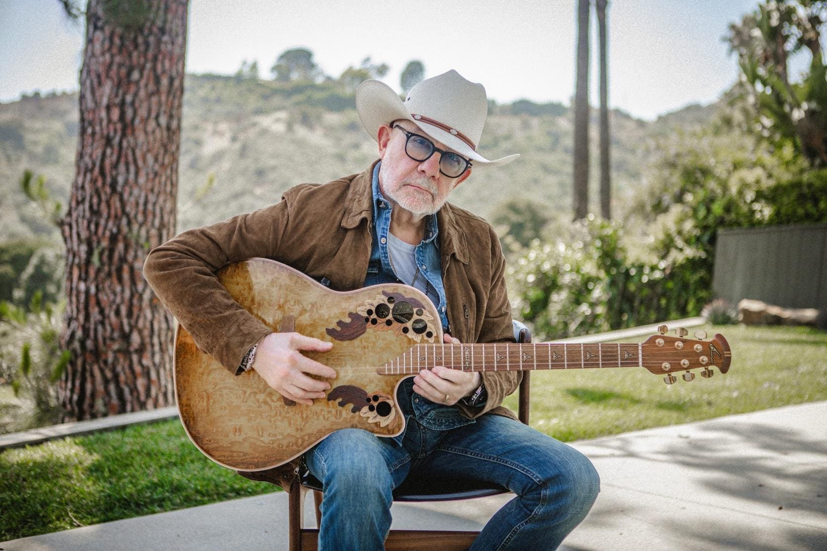 Legendary Elton John Songwriter Bernie Taupin Steps Out On His Own