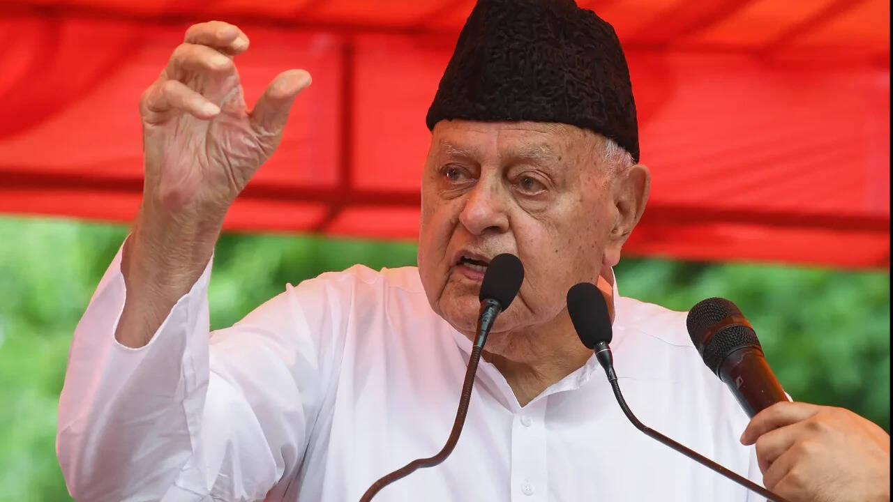 Tourists no longer sleep in taxis, Farooq Abdullah hails hotel boom in Kashmir