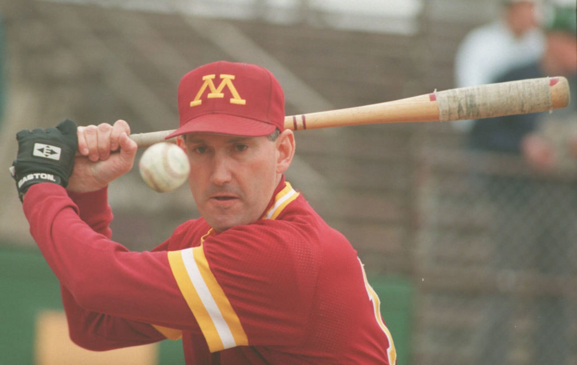 Legendary baseball coach dies at 71