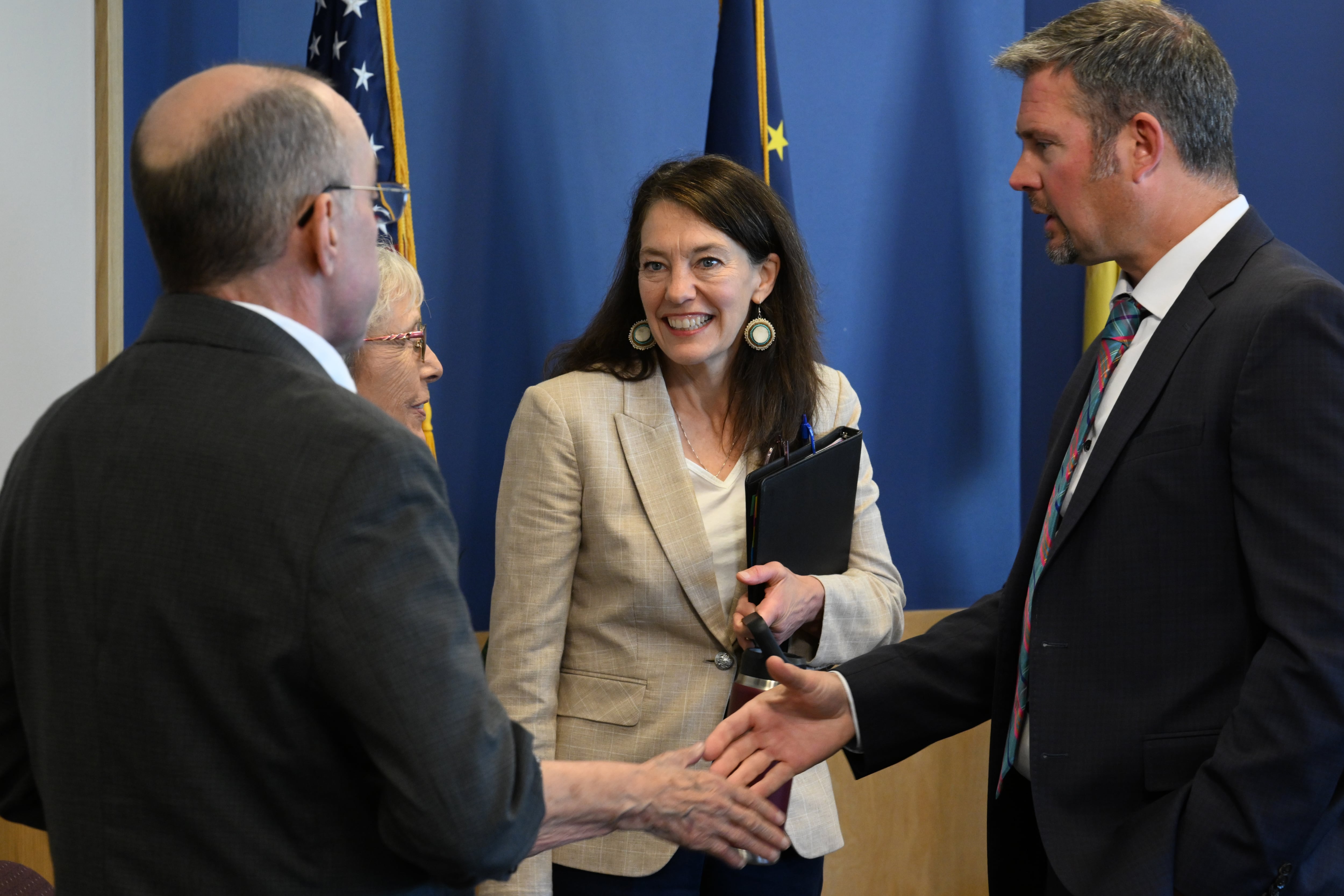 Alaska mayors warn of increased utility costs as Southcentral natural gas shortage becomes more ‘urgent’