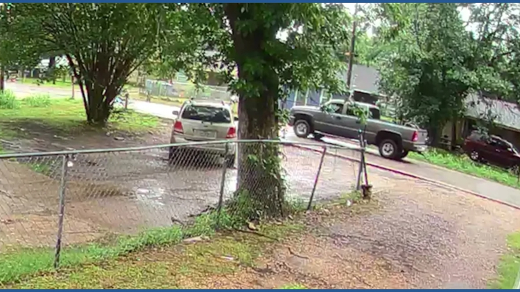 Dallas PD asks public to ID suspect in pickup truck after man shot in the chest