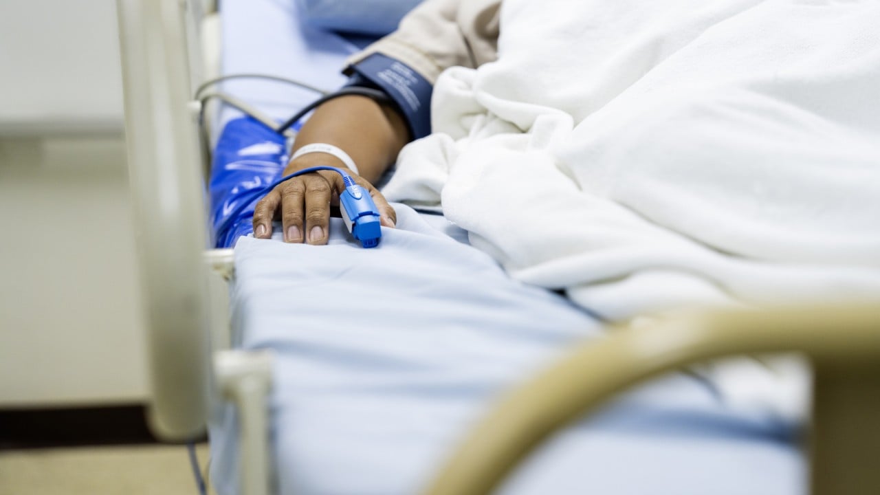 How does Hong Kong’s new end-of-life law affect patients and medical staff?