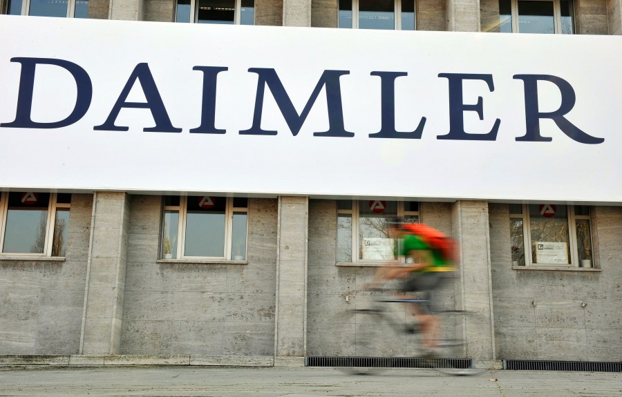 Daimler plans to move truck manufacturing out of Portland, cutting 375 jobs