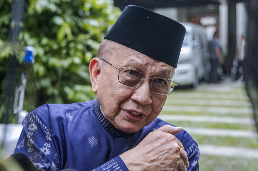 Negeri Sembilan palace revokes two titles awarded to Rais Yatim