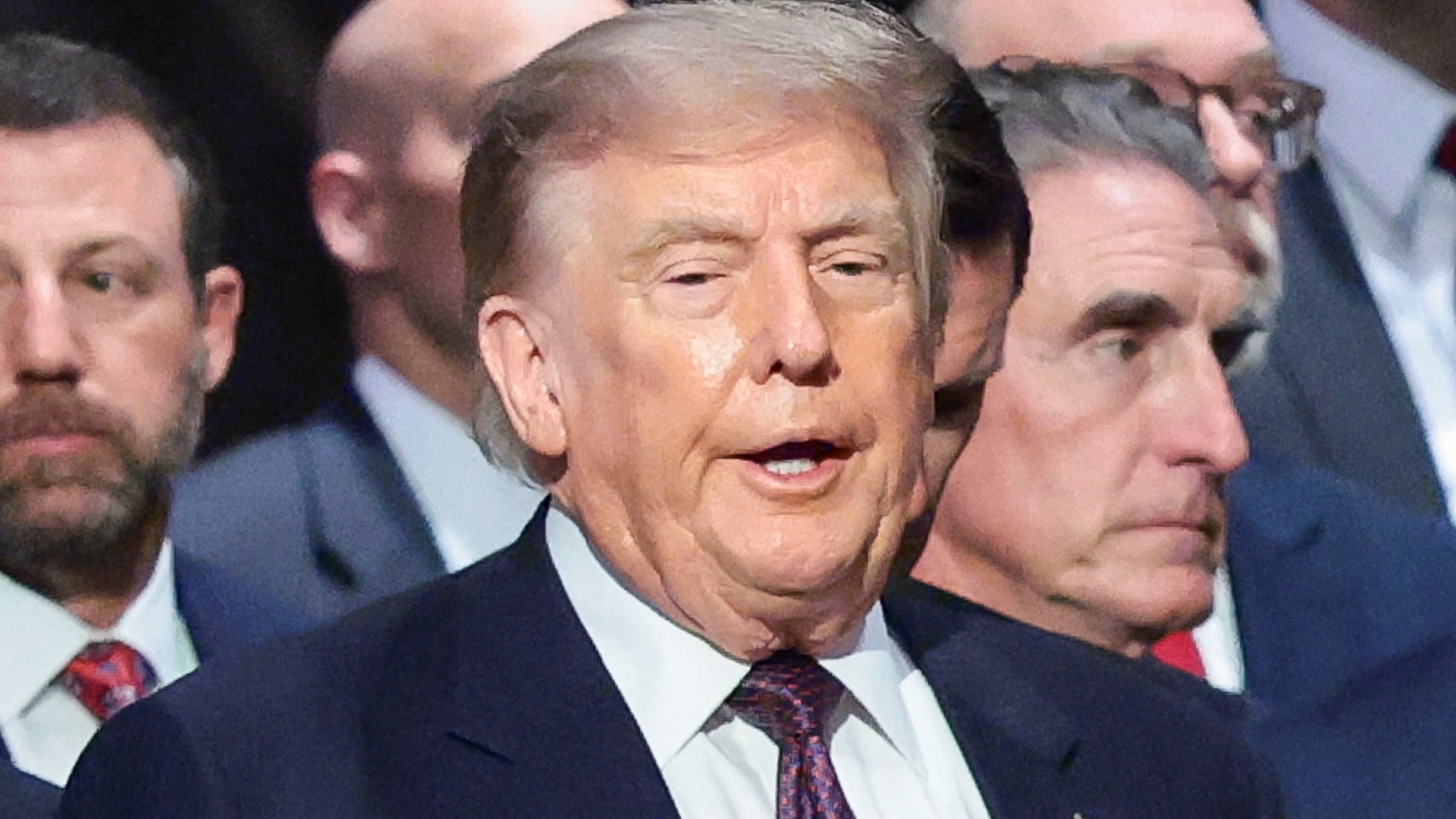 Mary Trump Says Trump Is Showing Signs of Cognitive Decline