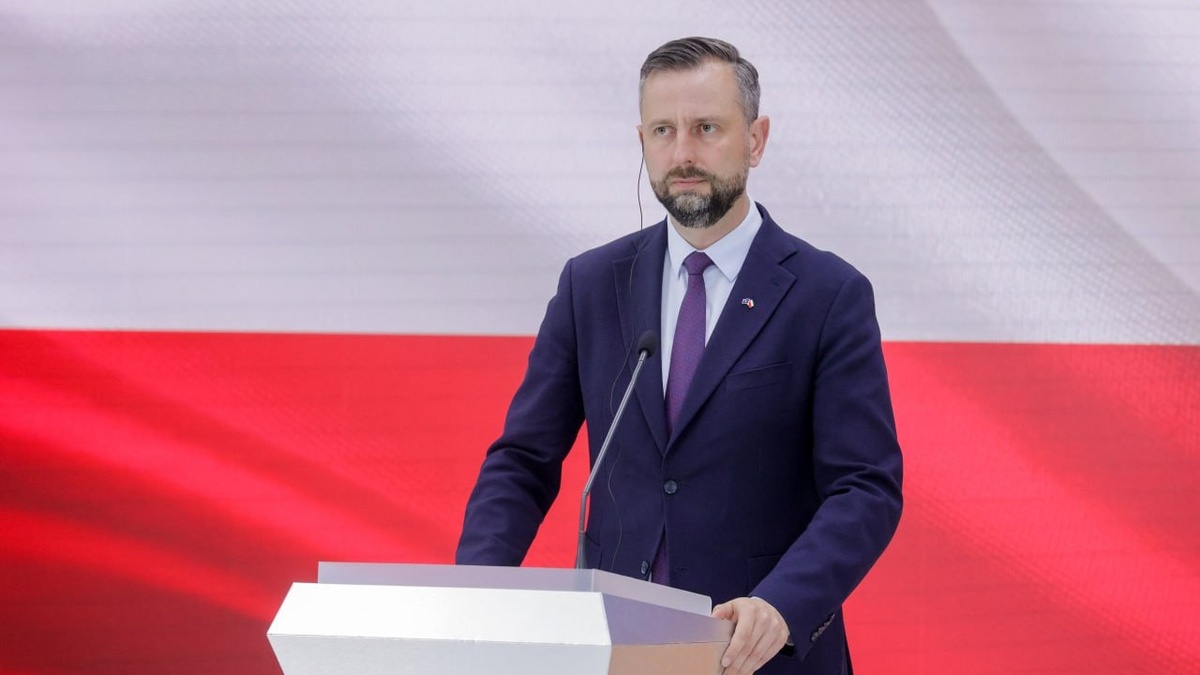 Poland only 'few meters' from war, last night shows how serious situation is – defense minister