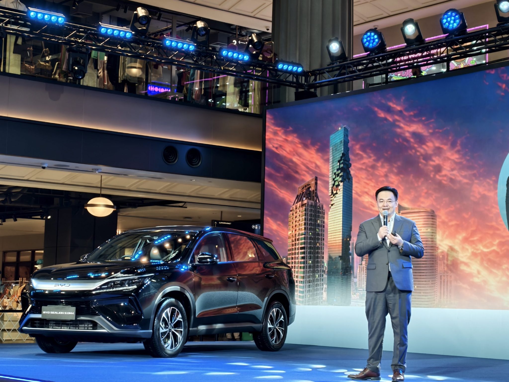 McKinsey auto leader: China’s auto industry is faster, cheaper and better. Here’s how the West can close the gap