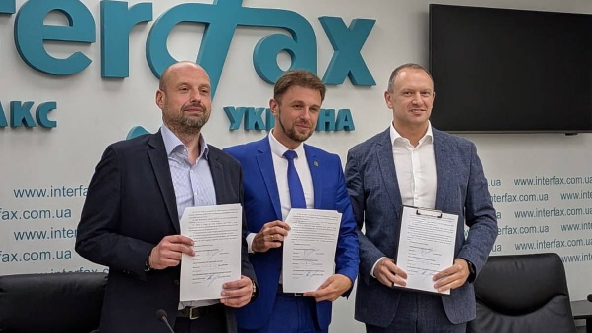 Association of Ukrainian Banks, League of Insurance Organizations, consumer lending group sign cooperation memorandum