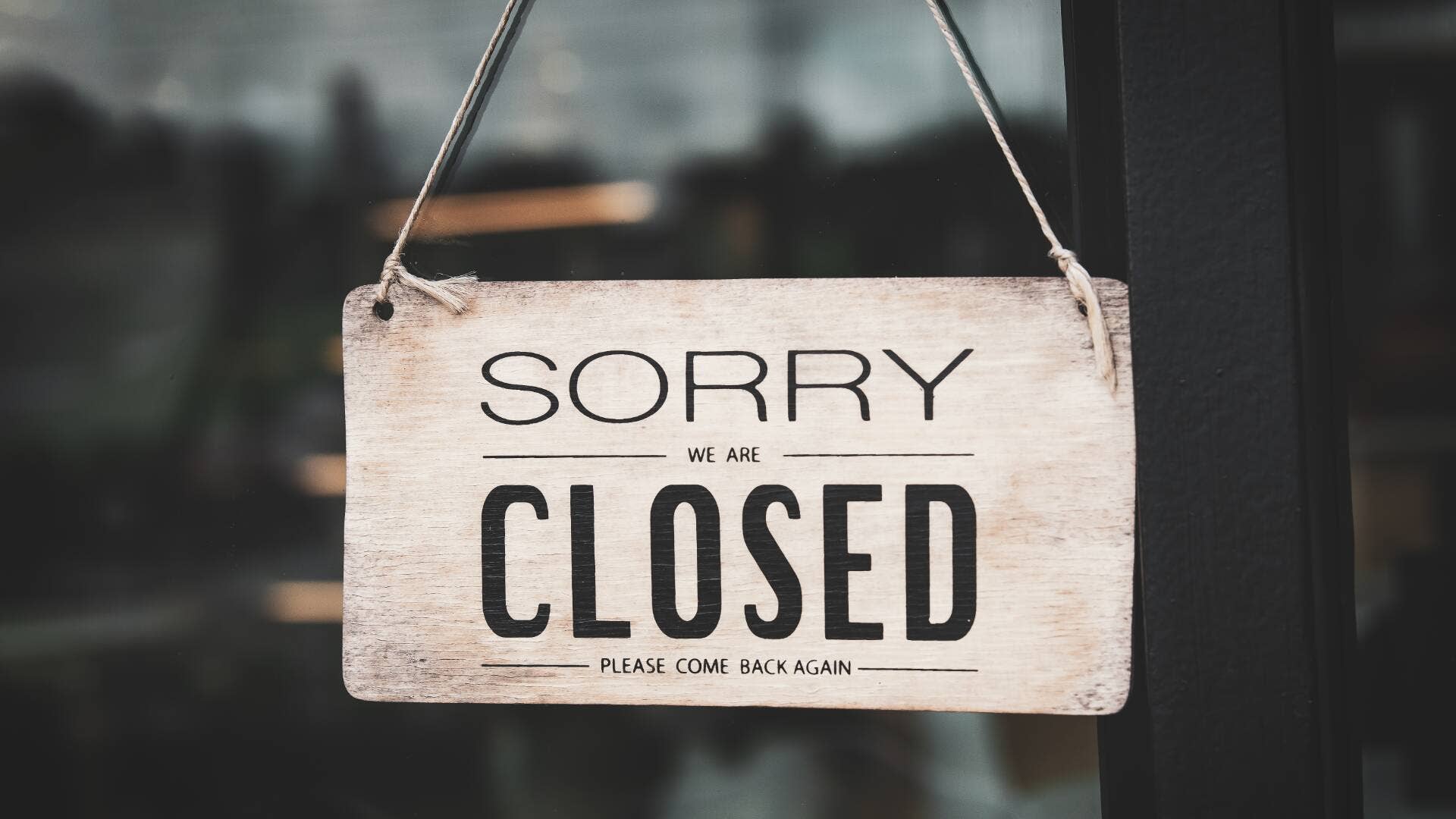 Beloved 60-year old international coffee chain closes all locations