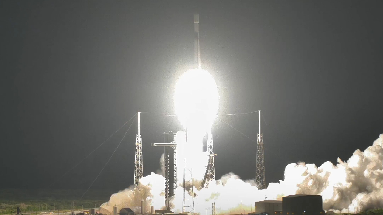 Early morning SpaceX launch brings sonic boom to Central Florida