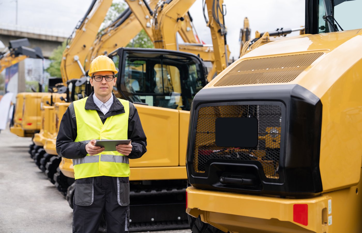 Here's Why Caterpillar Is a Buy Before Earnings