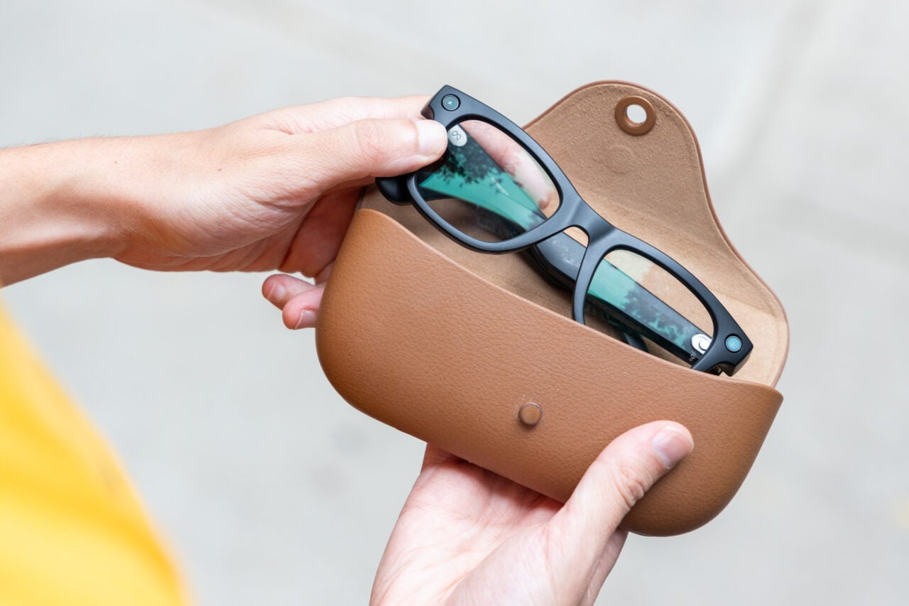 Smart Glasses Are a Hit Even as Privacy Concerns Pile Up