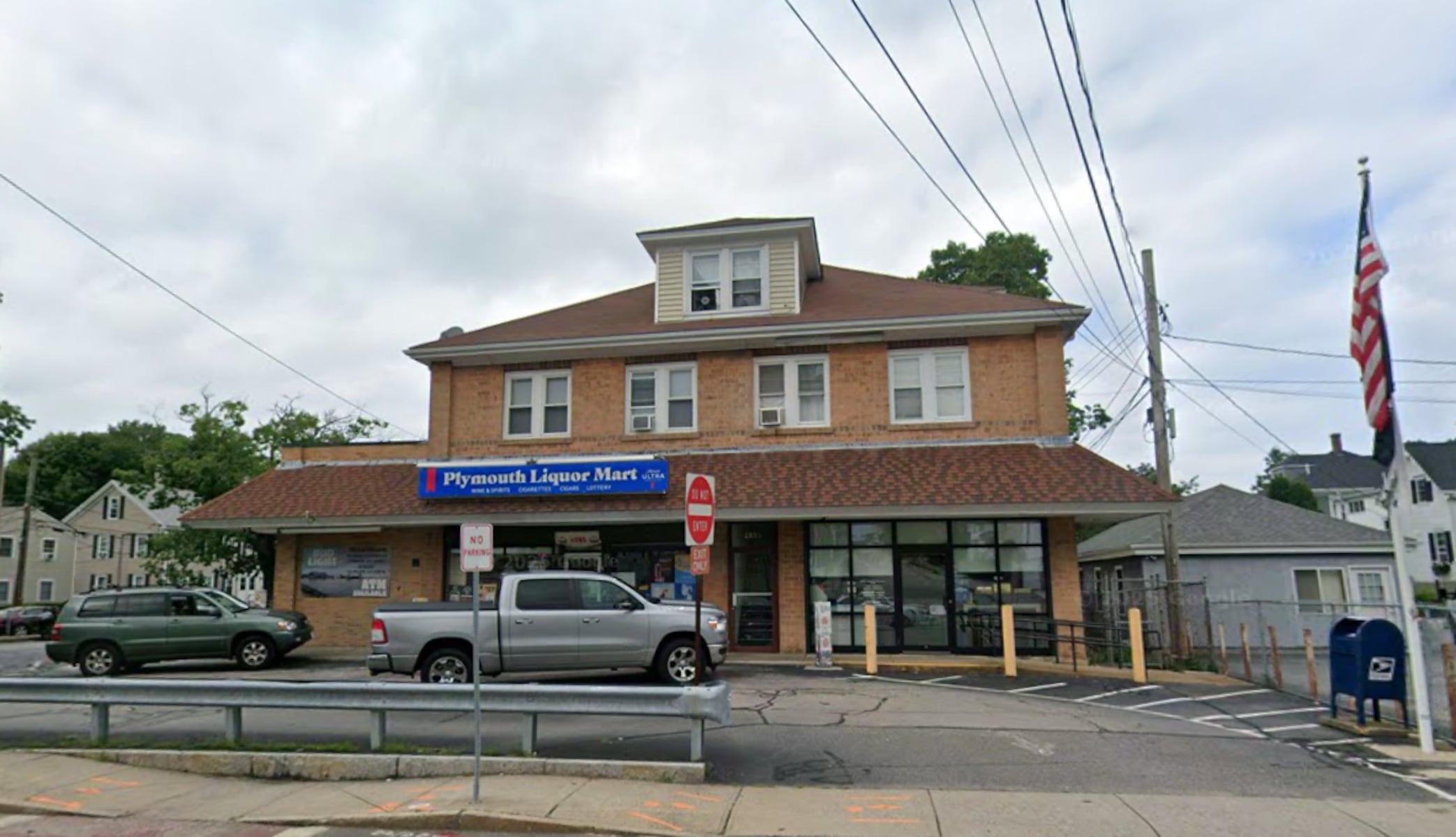 Mass. State Lottery player claims $1M scratch ticket prize sold at Plymouth liquor store
