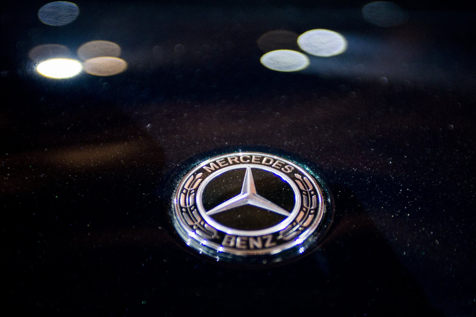 Luxury automaker recalls 310K vehicles over rollaway risk