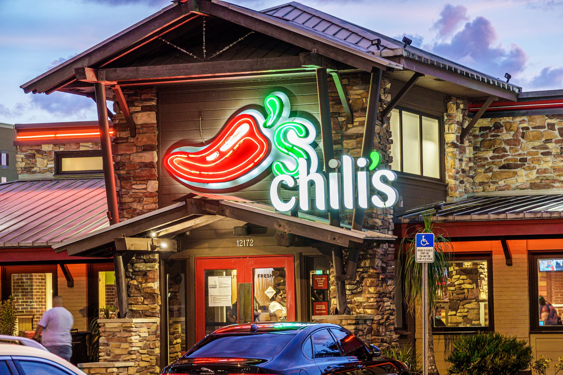 Chili’s plans 1990s remodel of restaurants nationwide