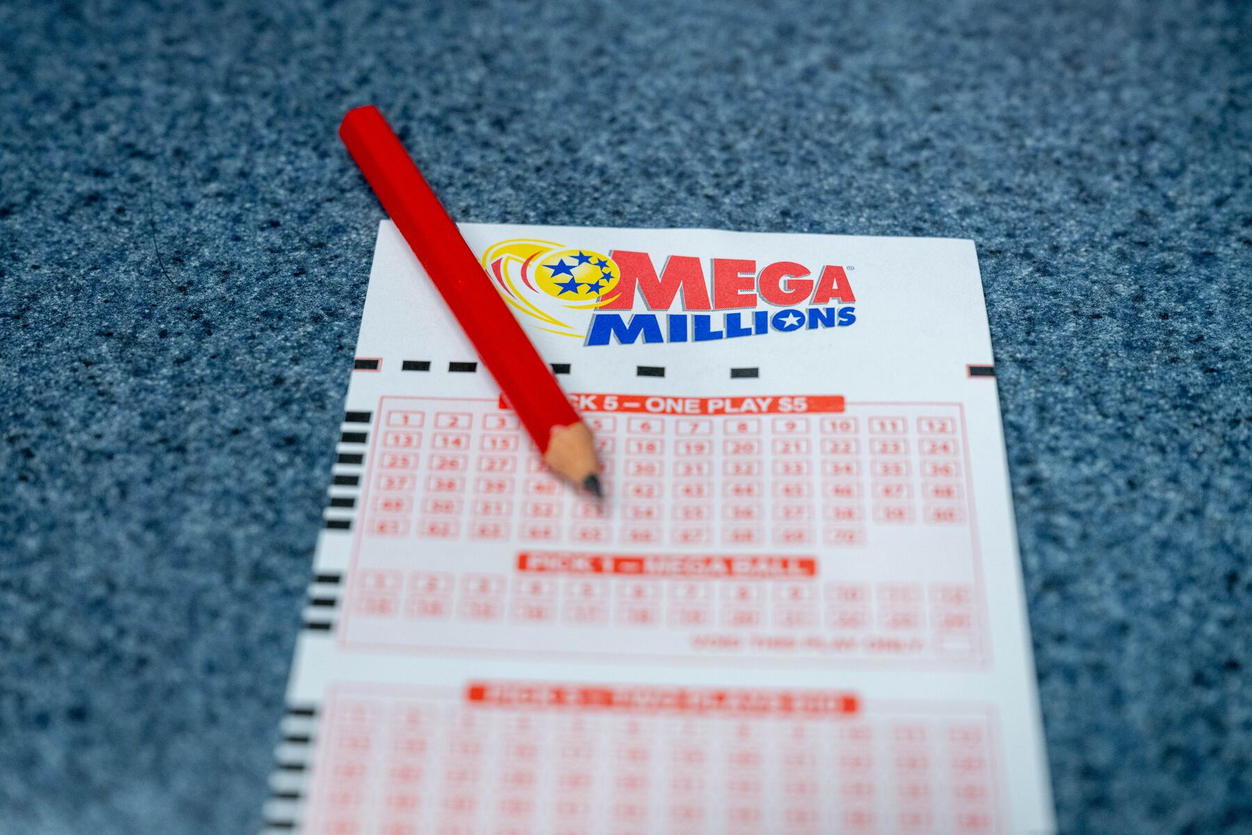 Mega Millions jackpot drops $750M after winner took grand prize Tuesday