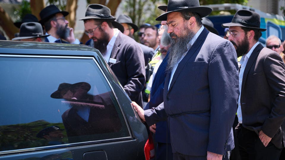 How American Airlines Stepped Up After The Attack On Jews In Sydney