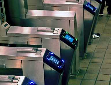 MTA boss says agency ‘developing capacity’ for OMNY to show balances and transfers to riders