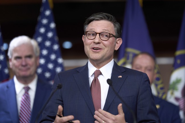 Polling Trend Gives Republicans Fresh Hope in Midterm Fight