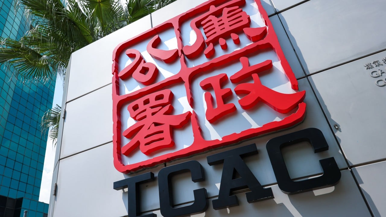 ICAC charges 3 former HSBC managers over accepting bribes to fast-track accounts