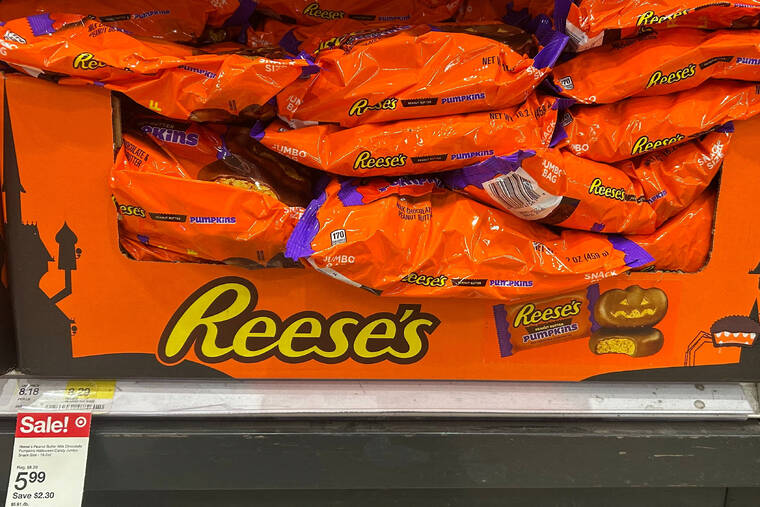 Hershey tops quarterly estimates on higher prices, snack demand