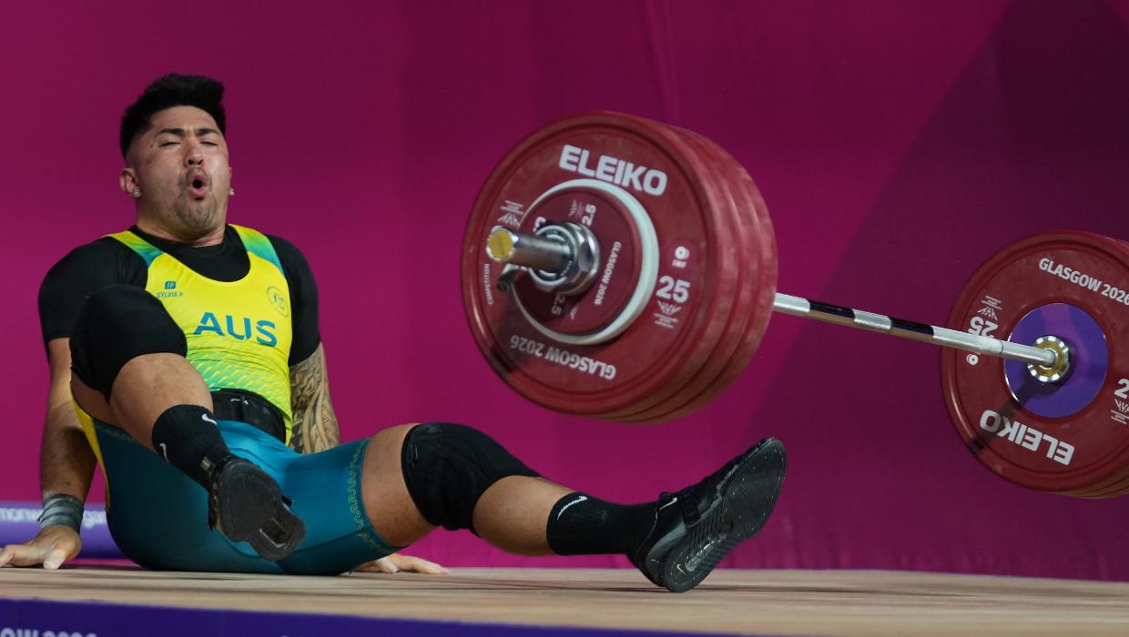 Watch: MAFS star suffers scary Commonwealth Games injury