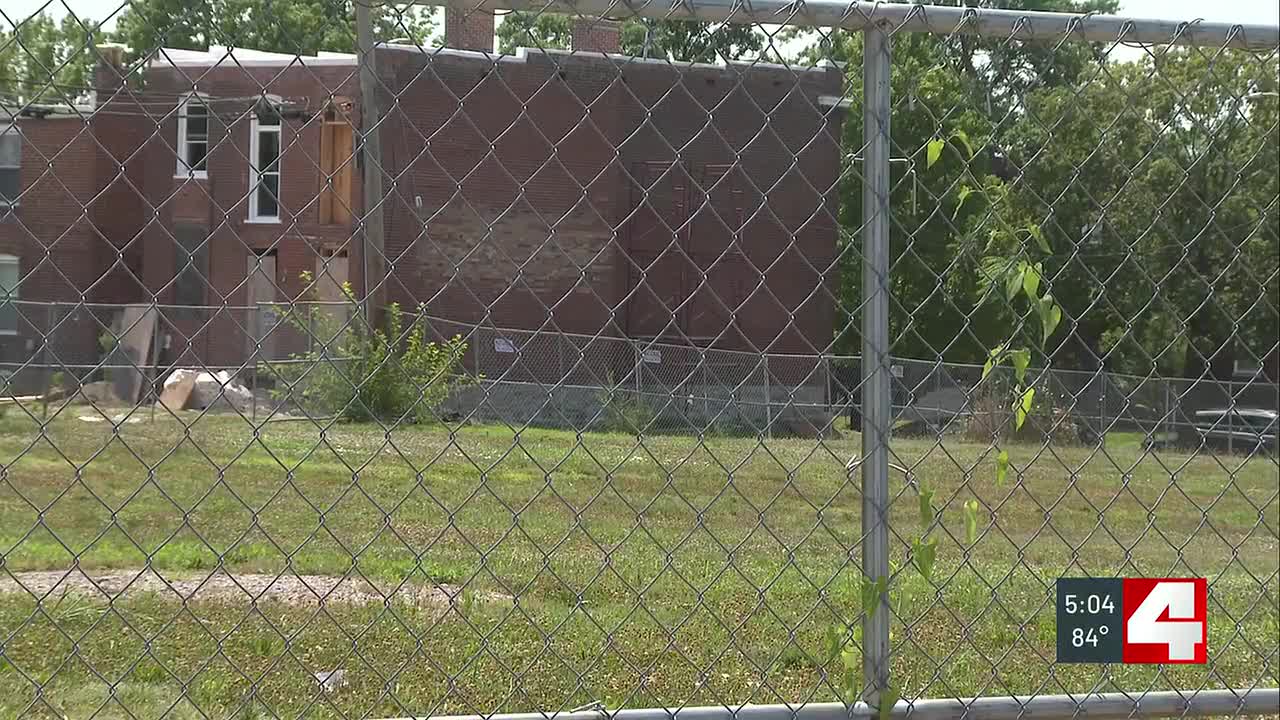 St. Louis offering new tax break plan to revive empty lot on Kingshighway Blvd just south of Forest Park