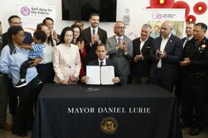 Mayor signs $16.9 billion budget with full support of supervisors