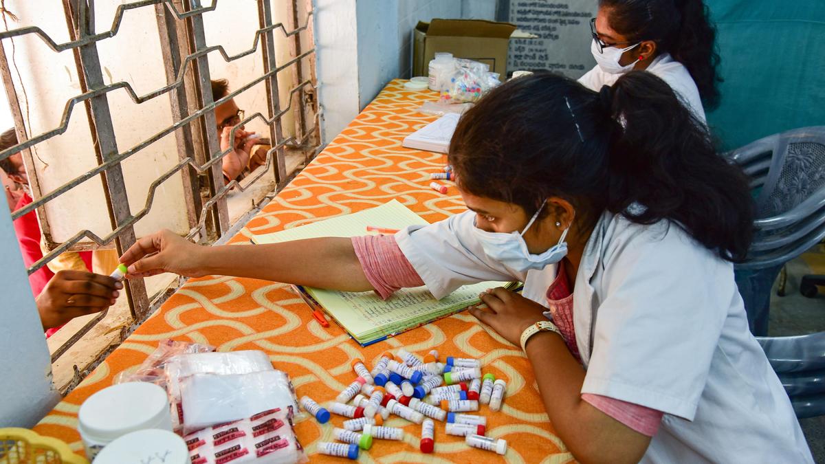 What does NSCIM’s latest order say about AYUSH doctors | Explained