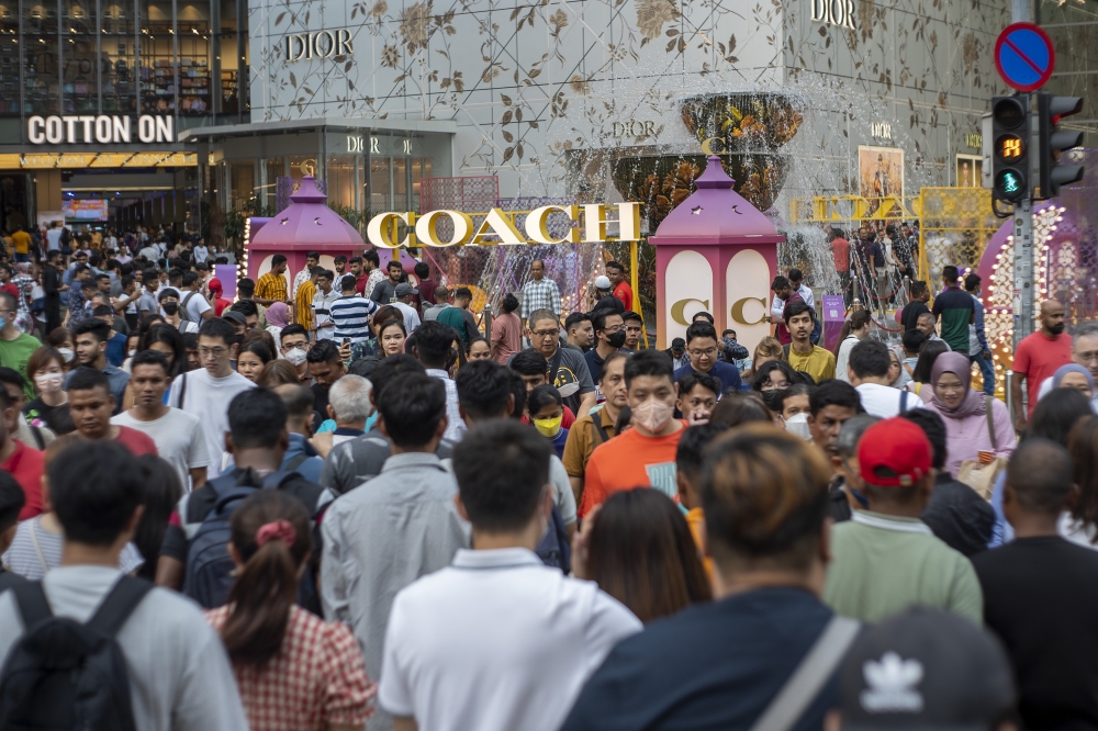 Malaysia hits 34.4 million population; Selangor largest, Terengganu fastest-growing as 12 states enter ageing status, says Stats Dept