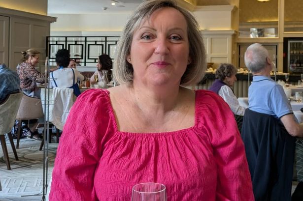 UK woman first in world to receive pioneering cancer therapy
