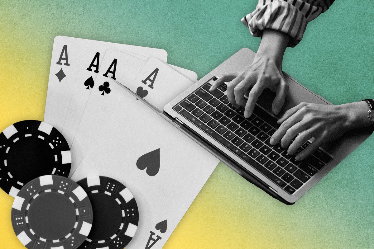 What does under the gun mean in poker?