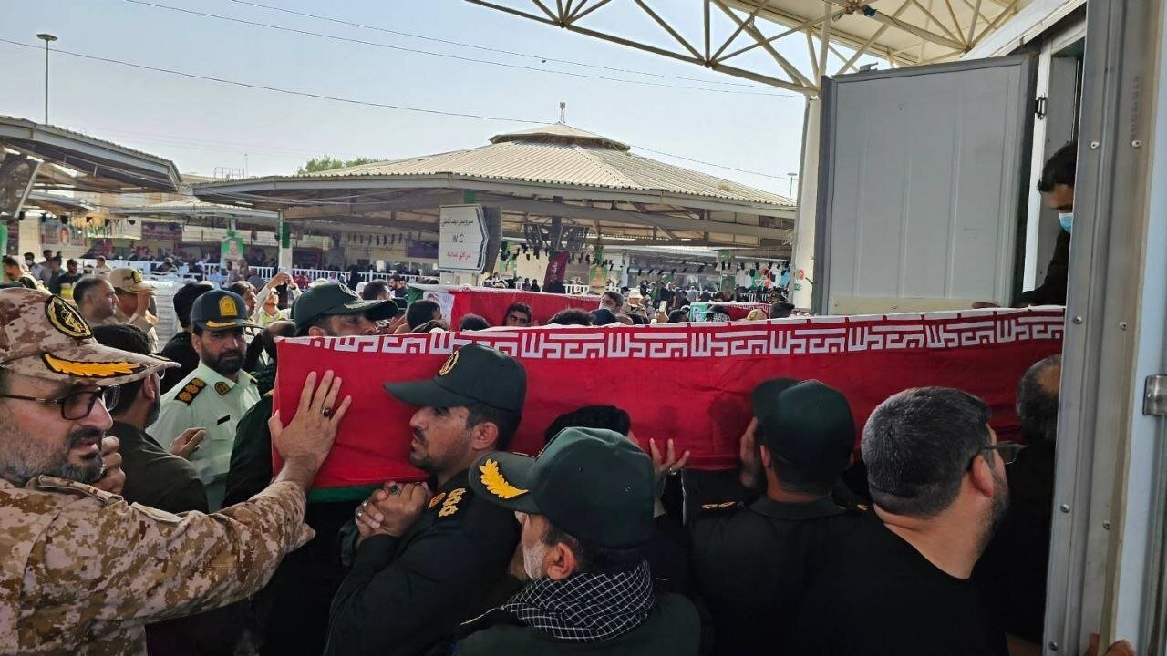 VIDEO: Bodies of 5 IRGC forces martyred in US-Saudi attacks