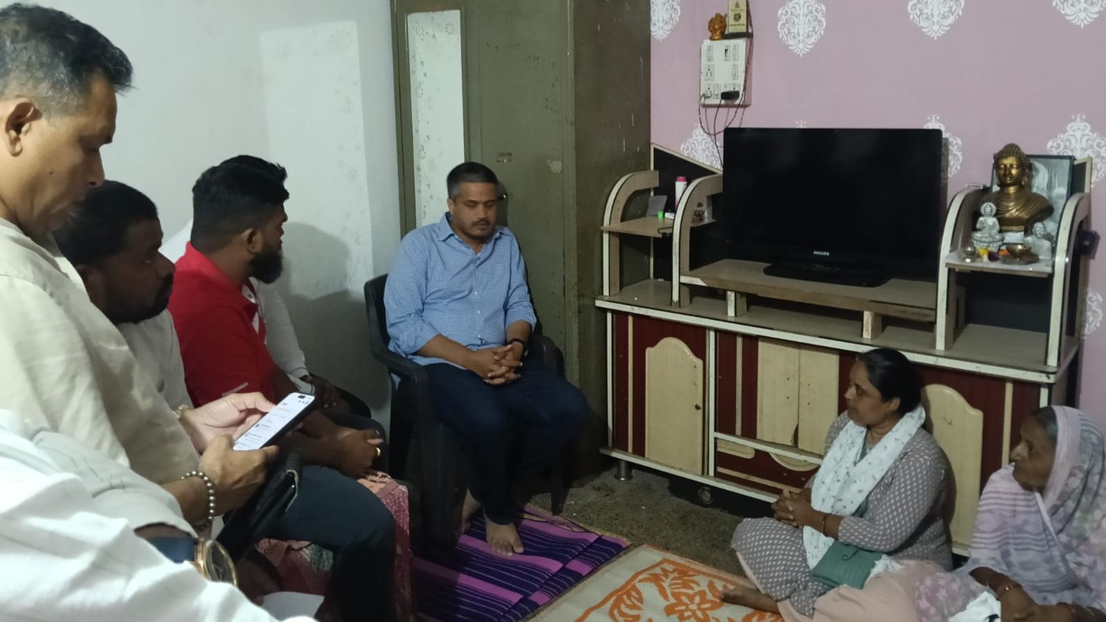 Rohit Pawar seeks FIR against PCMC officials over Moshi deaths, targets BJP MLA Landge