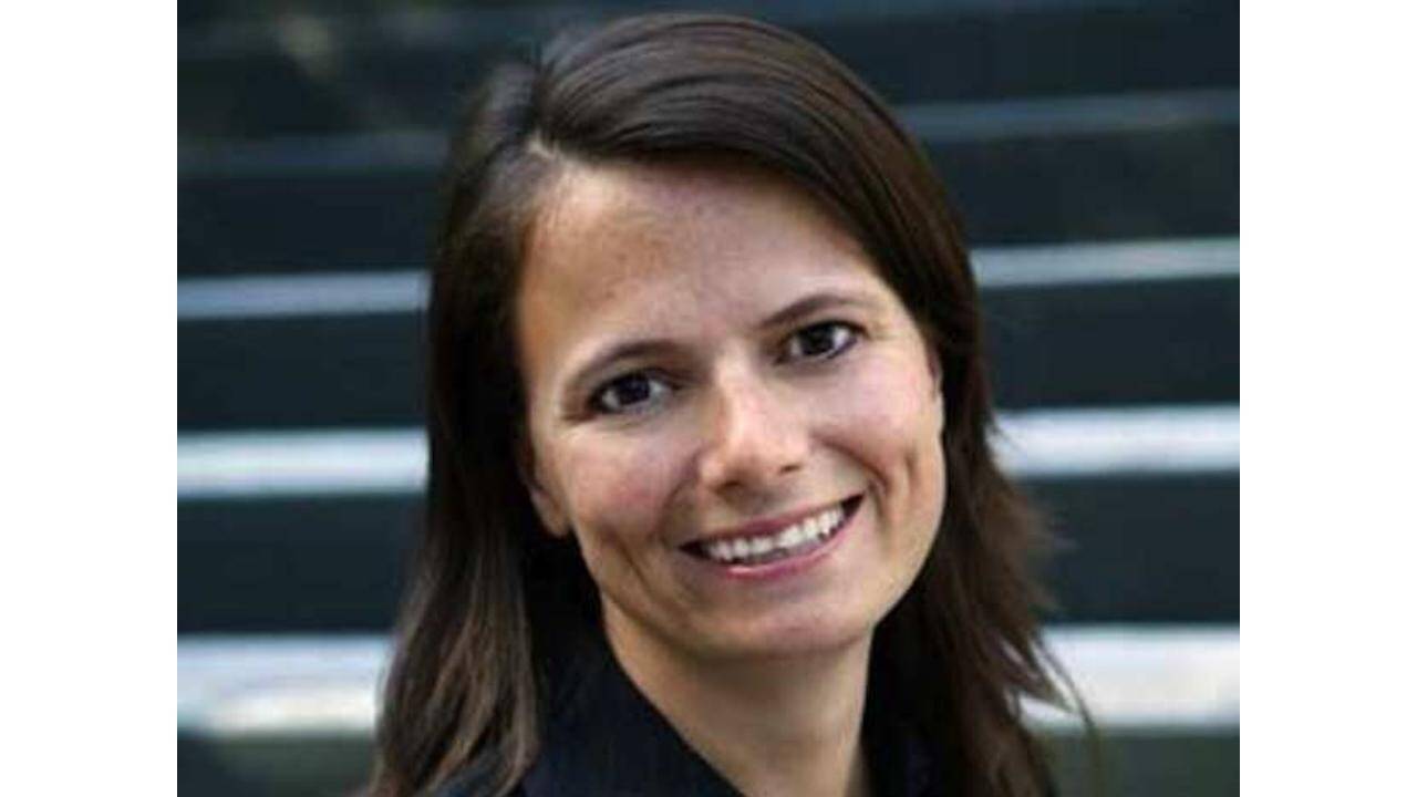 Microsoft CFO's email to staff has a message on the company's biggest AI bets