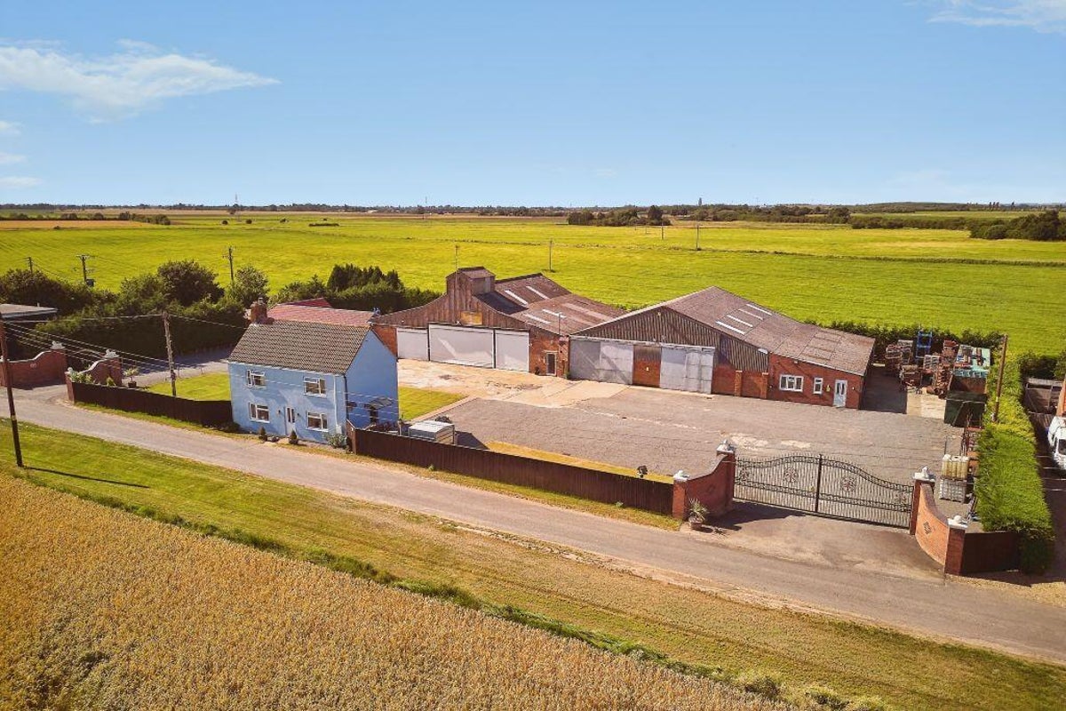 Lincolnshire swingers club ‘Chunky Muffins’ with play rooms hits the market for £1.1m