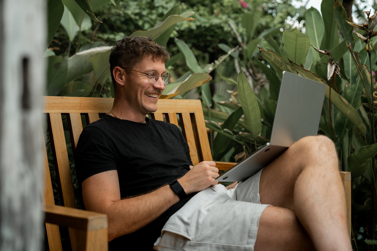 Don’t let your 9-5 keep you indoors. Here are five ways to make time for nature