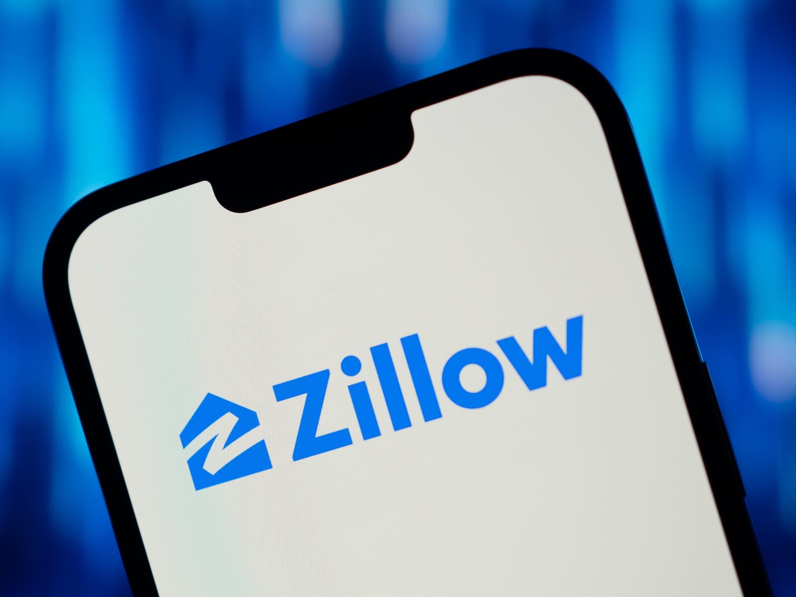 Colorado woman, Tori McMechan, fights viral Zillow listing for home she still lives in