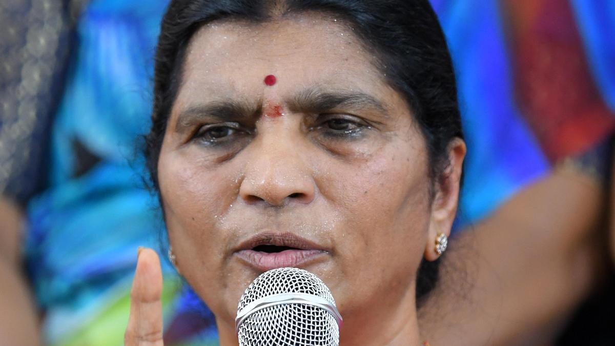 YSRCP leaders never humiliated Bhuvaneswari, claims Lakshmi Parvathi