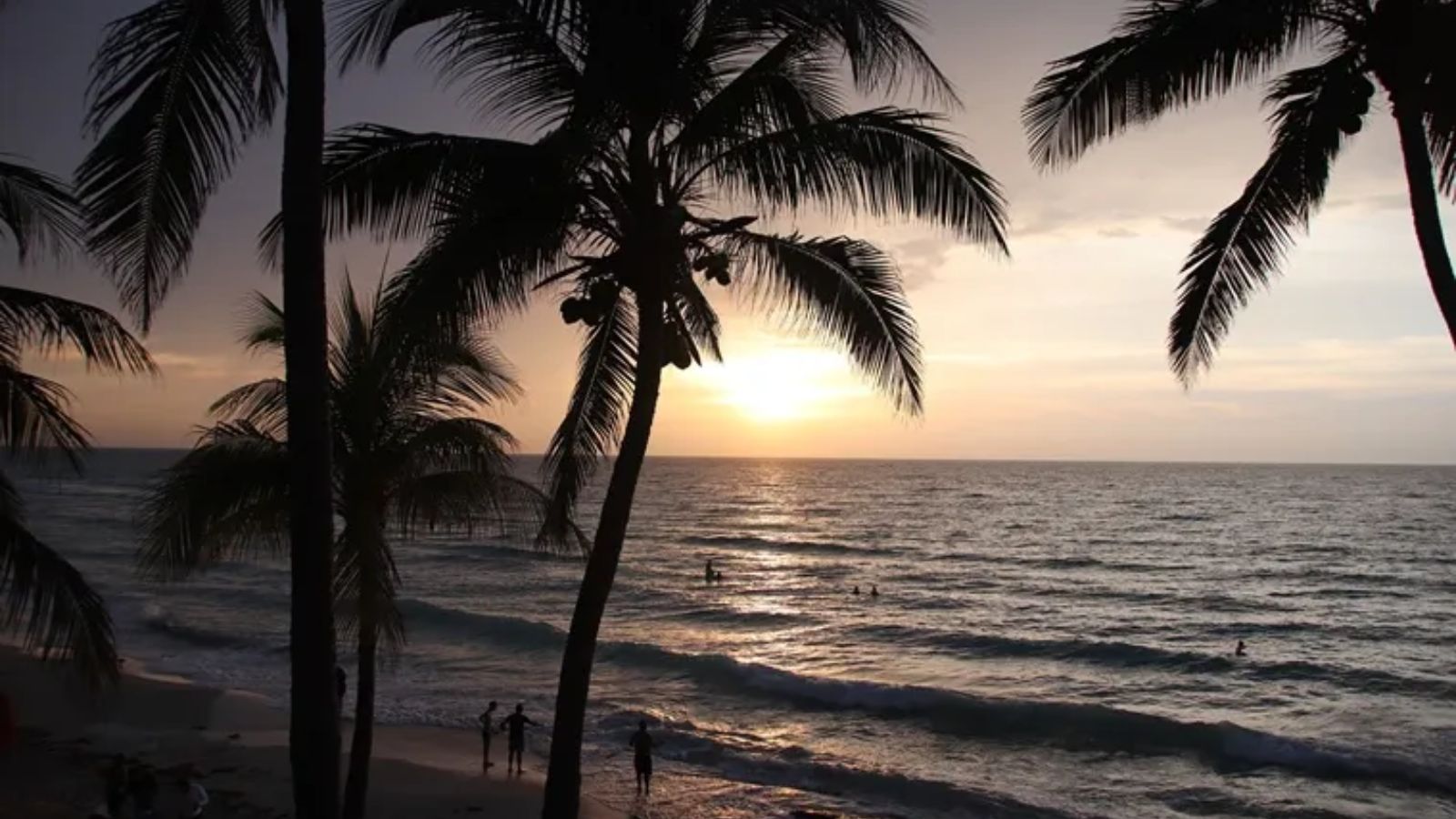 10-yr-old boy drowned to death by father at Mumbai’s Gorai beach