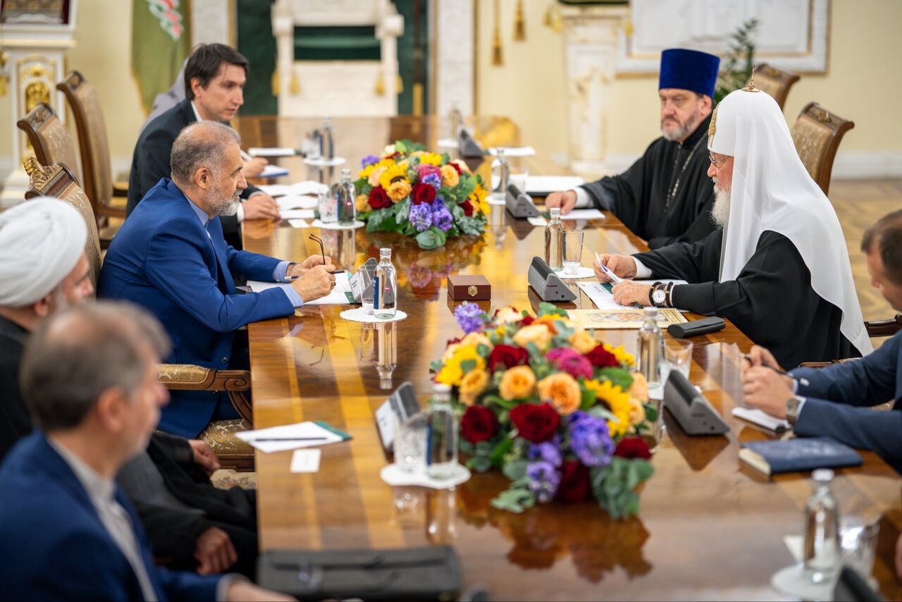 Iran envoy delivers Leader’s message to Russian Orthodox patriarch