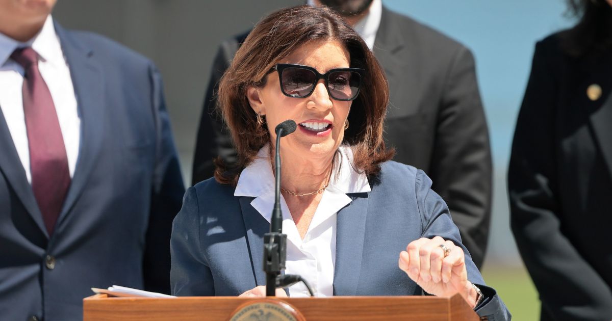 NY Sheriff Defies Kathy Hochul's New Law That Seeks to Block Law Enforcement from Working with ICE