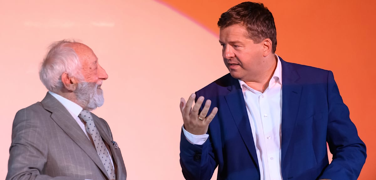 „CDU tritt als AfDlight mit Hallervorden an – pfui!“ – Scharfe Kritik an Anti-Merz-Wahlkampf der CDU