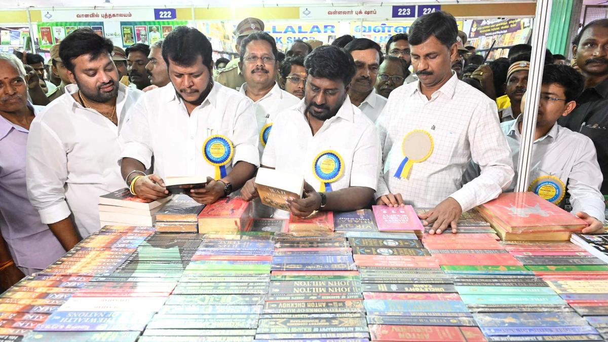 22nd Erode Book Festival begins with 230 stalls