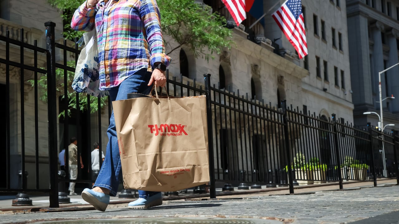 U.S. GDP growth slowed to 1.5% in Q2 2026 amid Iran war