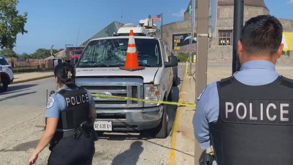 3 men accused in attack on CBS News Chicago crew plead not guilty
