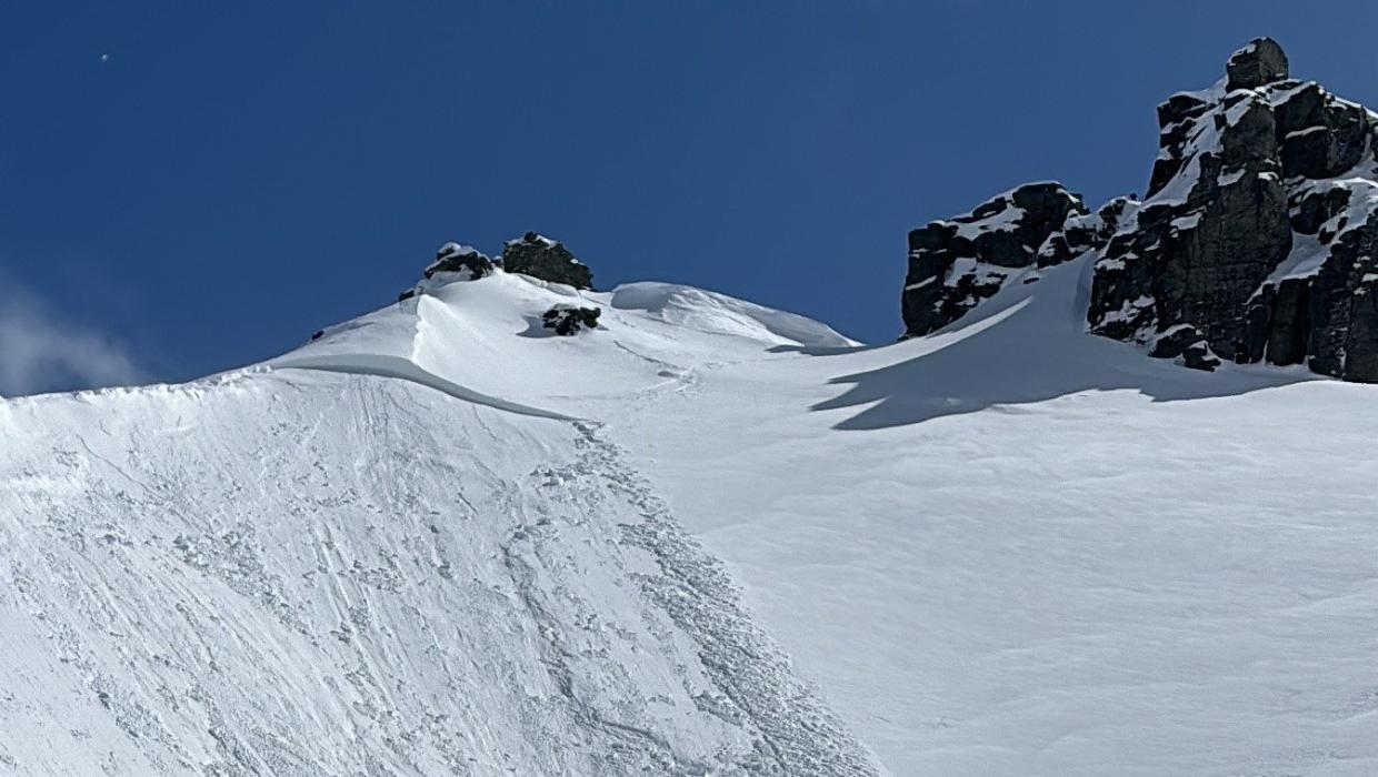Lost snowboarders found just before nightfall after six-hour ordeal