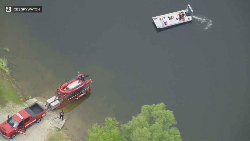 Search underway for missing person along Des Plaines River in Libertyville