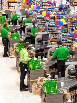 Publix expands frozen blueberry recall. Plus, fingernail DNA causes dispute in Murdaugh retrial.